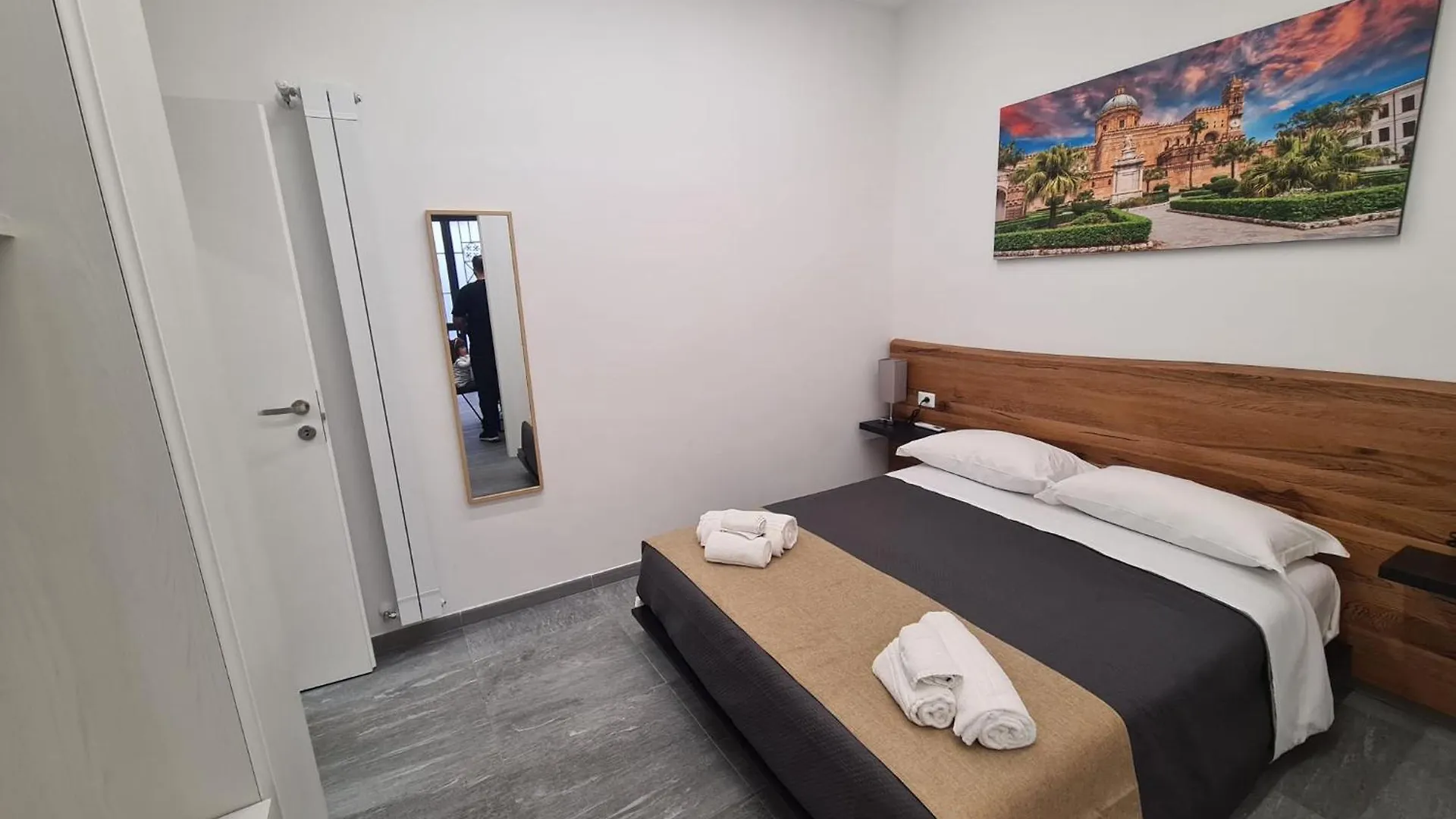 Vittoria'S Stay Palermo Bed & Breakfast